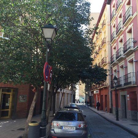 Apartamentos Auhabitat Zaragoza, Edificio De Apartamentos Turisticos エクステリア 写真