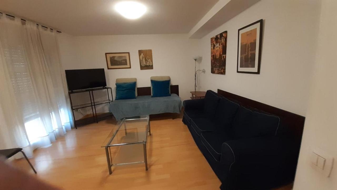Apartamentos Auhabitat Zaragoza, Edificio De Apartamentos Turisticos エクステリア 写真