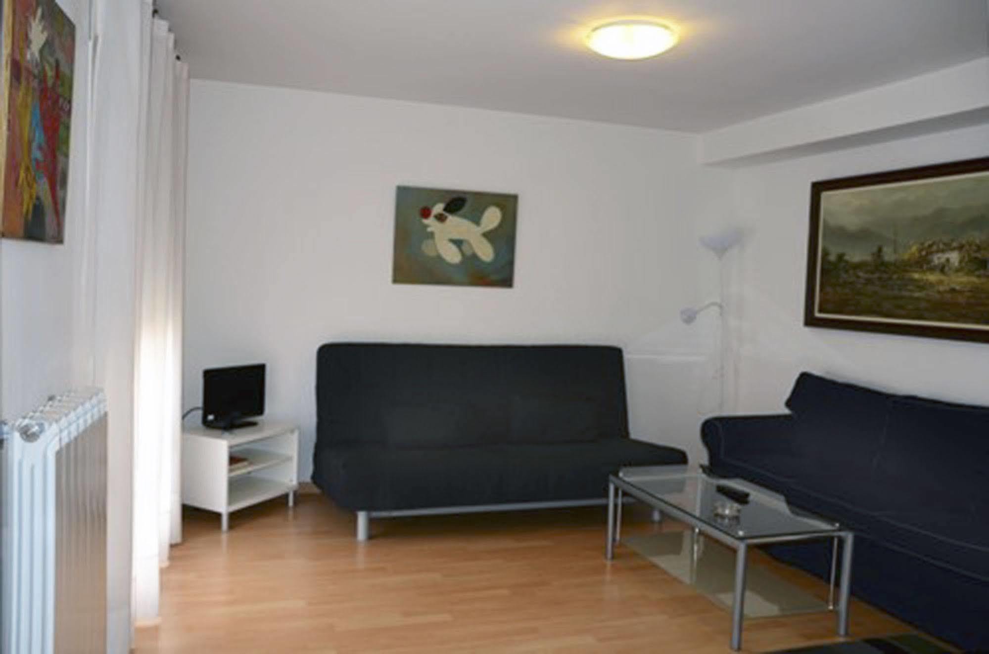Apartamentos Auhabitat Zaragoza, Edificio De Apartamentos Turisticos エクステリア 写真