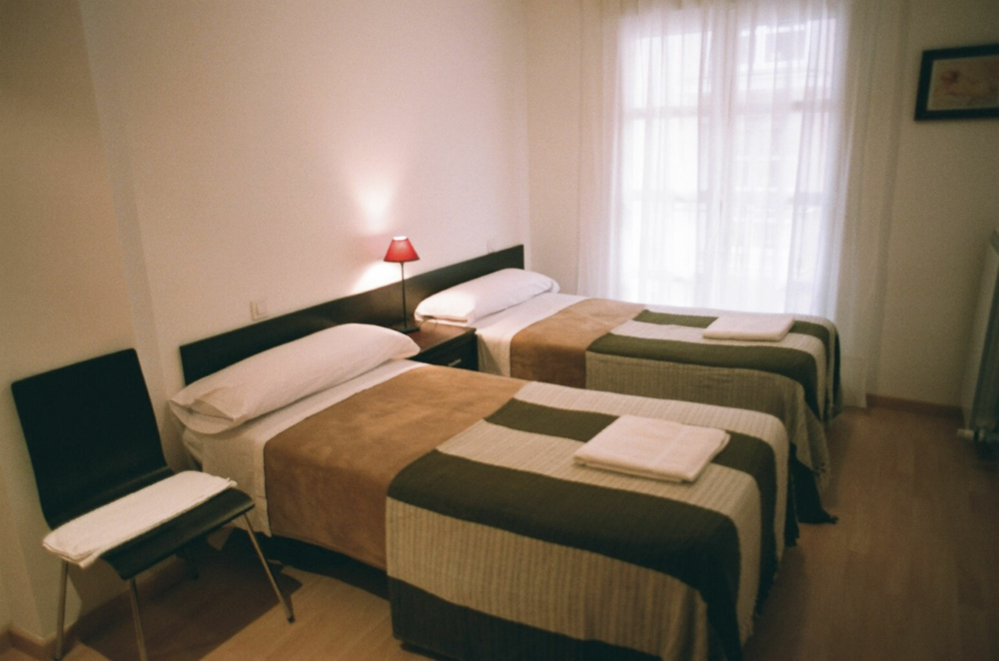 Apartamentos Auhabitat Zaragoza, Edificio De Apartamentos Turisticos エクステリア 写真